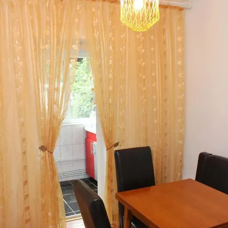 Christian House Apartament *